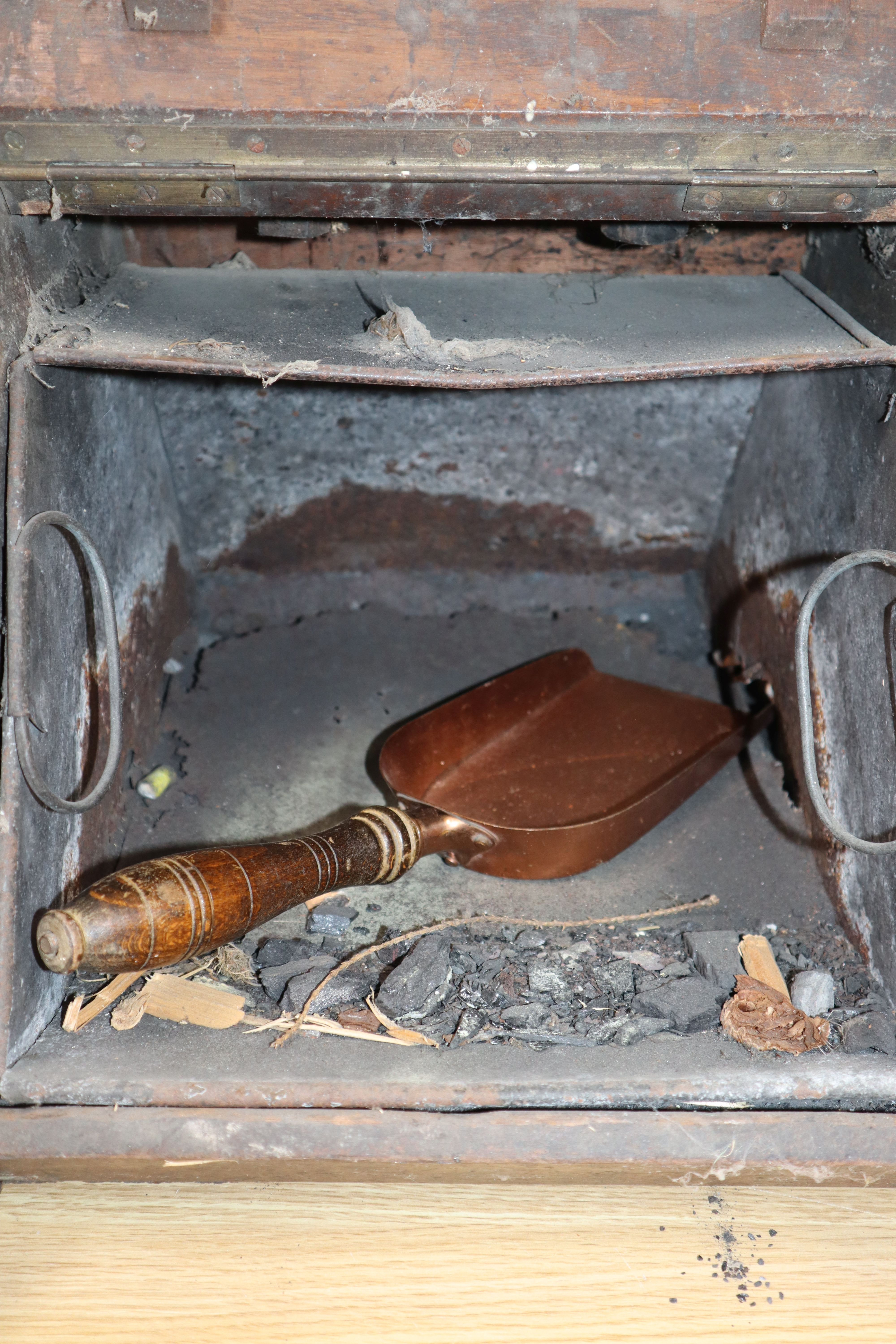 A quantity of miscellaneous metalware, including a coal scuttle, etc.